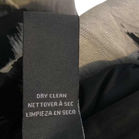 Vera Wang Fit & Flare V Neck Sleeveless Mini Dress - Picture 11 of 12